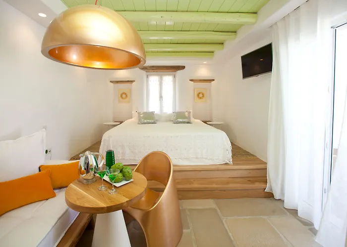 Golden Sun מלון סטלידה