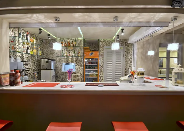 Golden Sun 3* Στελίδα